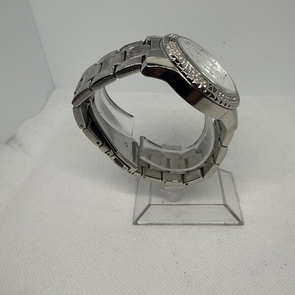 GUESS U0851L1 Women's Sporty 36mm Quartz Silver Crystal Bezel Steel Bracelet - Picture 8 of 16
